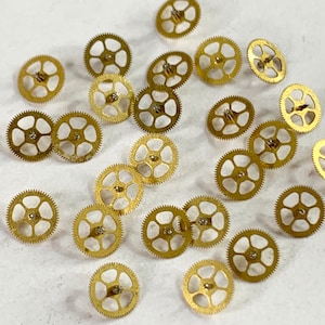 25 Watch Wheels 4.2mm Steampunk Parts gears vintage watchmaker lot altered art