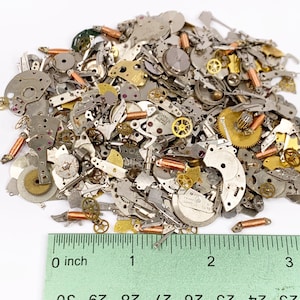 100 Grams Watch Parts Steampunk Wheels Gear Movements Large Watchmakers Art Lot