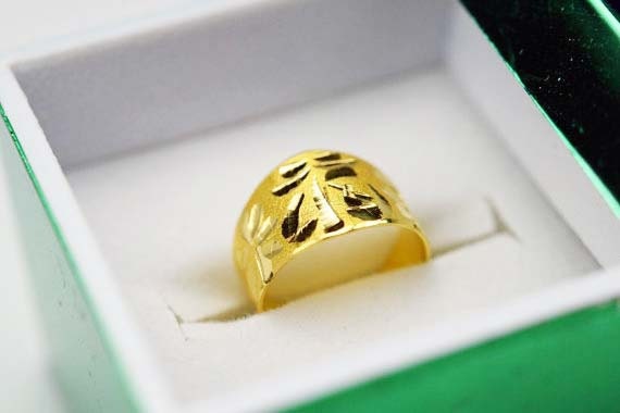 14k Yellow Gold Baby Ring | Joyeria Daisy