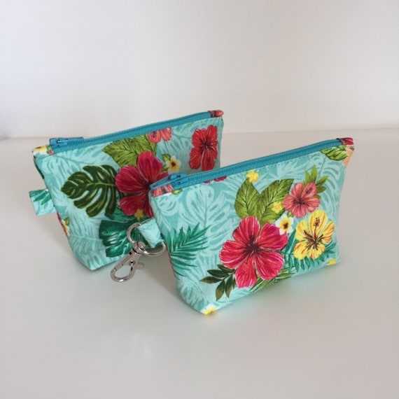 【BBYB】★送料・関税込★Tropical Market Bag (Medium) Tropical Zipper Pouch, Red Hibiscus Flower, Small Floral Bag