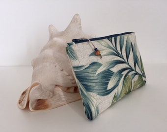 Tropical Leaf Zipper Pouch, Flat Zipper Bag, Palm Leaf Pencil Case, Makeup Bag, Travel Bag, Green Leaves, Beach Bag, Mother’s Day Gift