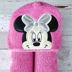 minnie mouse hooded bath towel