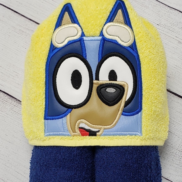 Hooded Towel, Kid's Hooded Towel, Blue Healer Pup, Bluey Hooded Towel, Bluey Bath Towel, Bluey Beach Towel, Bluey Pool Towel, Blue Dog Towel