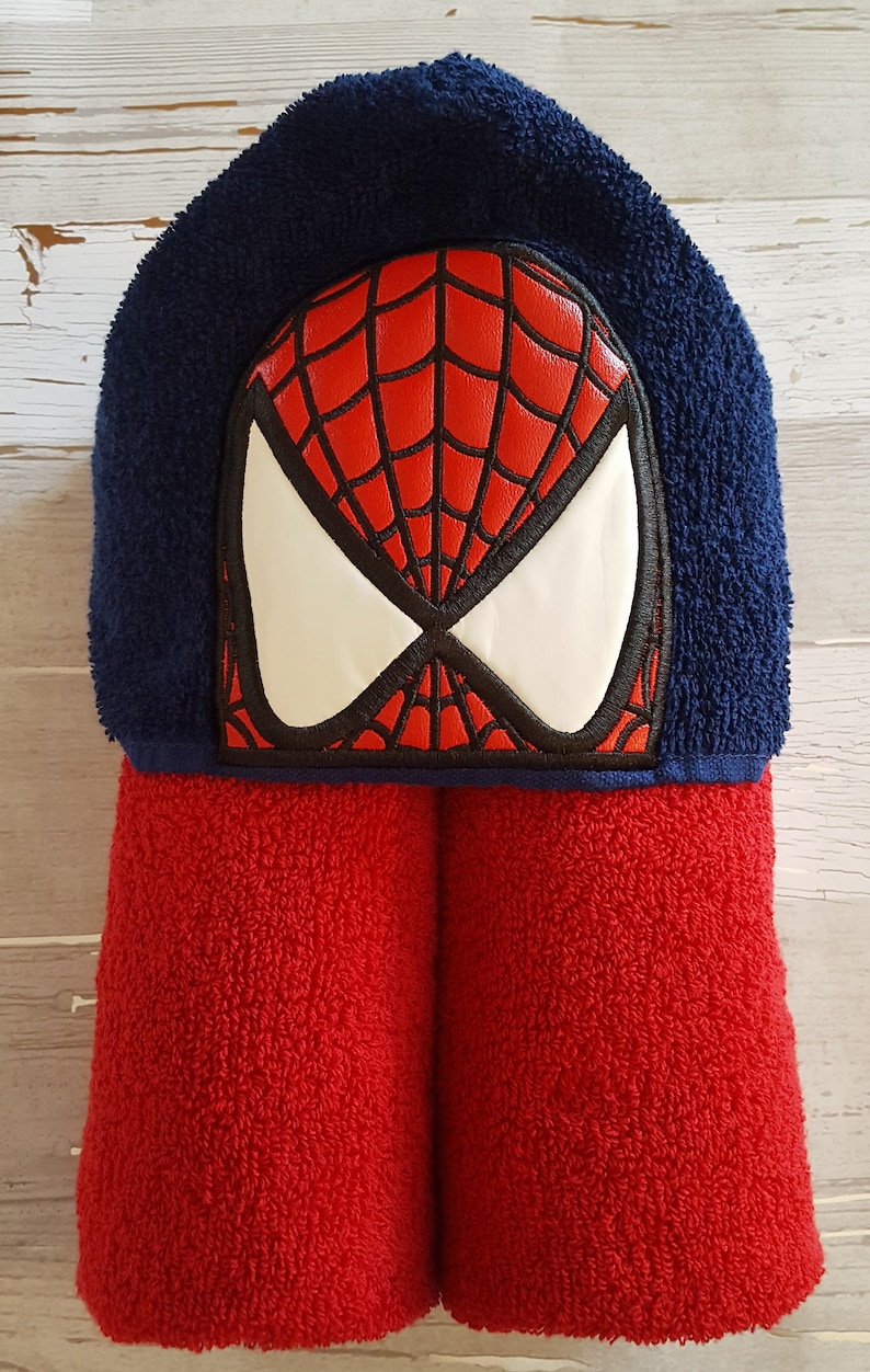 Embroidered Spiderman Hooded Towel: Glow-in-the-Dark Eyes image 1