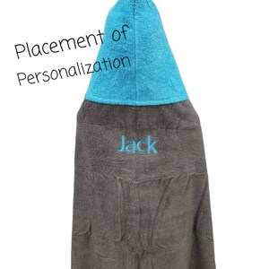 Embroidered Spiderman Hooded Towel: Glow-in-the-Dark Eyes image 7