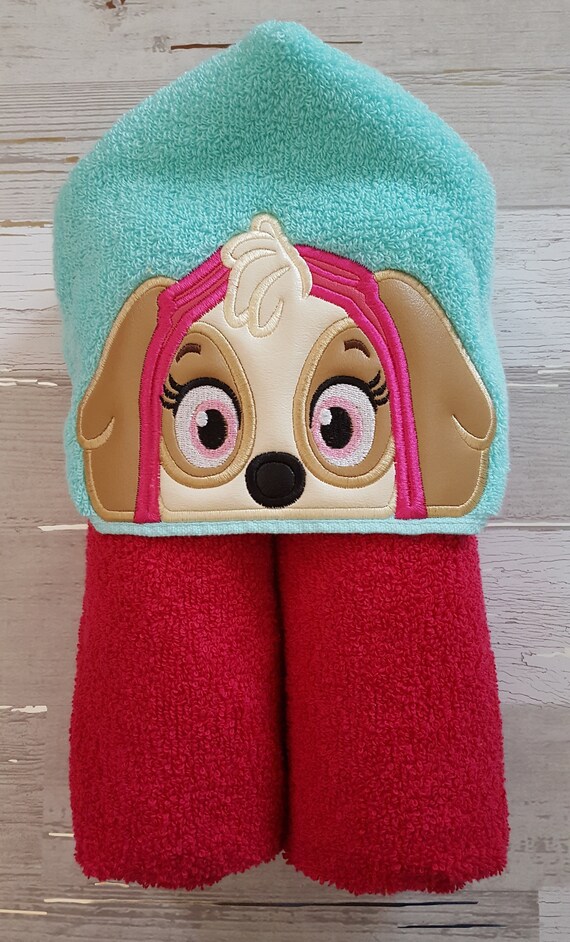 skye hooded towel