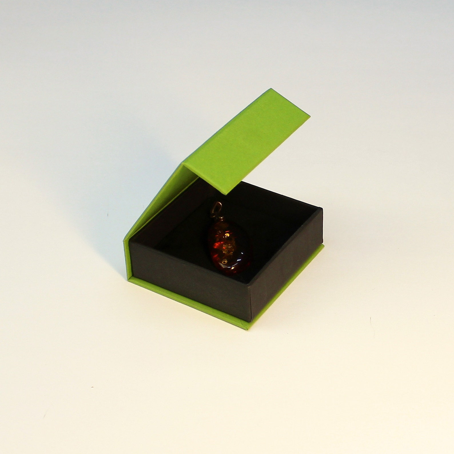 100 Pcs Green Tiny Boxes for Jewelry, Small Box With