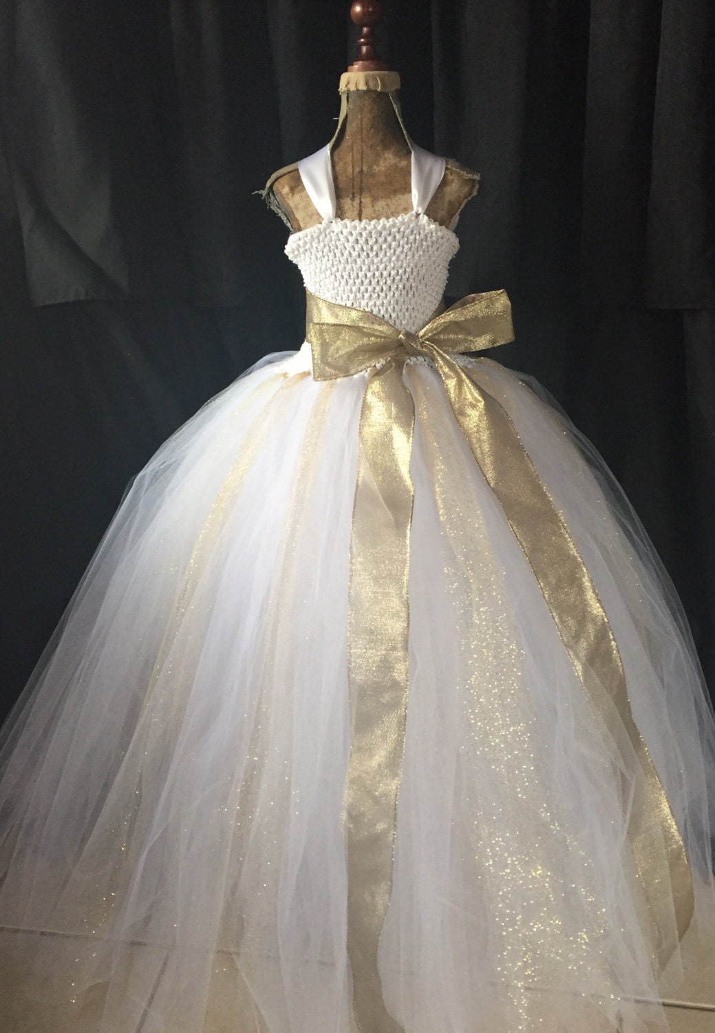 White flower girl dress, gold and White dress, gold wedding, White wedding, fancy girl dress, gold dress, wedding tutu dress, dress