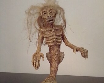 Feejee fiji Mermaid Sideshow gaff freak sea creature folklore fish creature