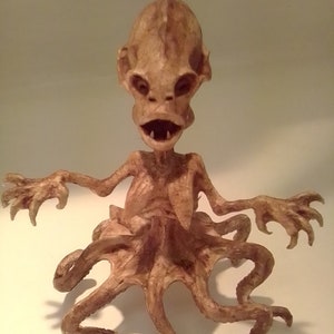 Octopus Woman Sideshow, maniaque de la gaffe