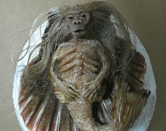Miniature Feejee fiji Mermaid sideshow gaff freak sea creature folklore fish creature