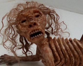Feejee  fiji Mermaid Sideshow gaff freak 9 inches