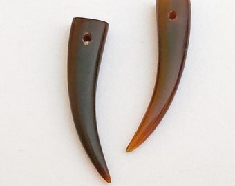 2 Pc Horn Tusk Pendant, Carved Horn Pendant, Amber Horn Tusk Pendant