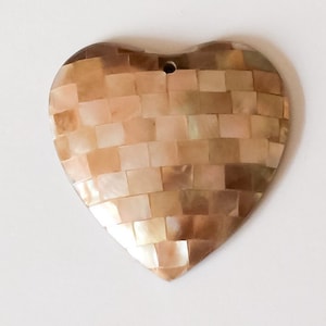 Heart Shell Pendant 38mm