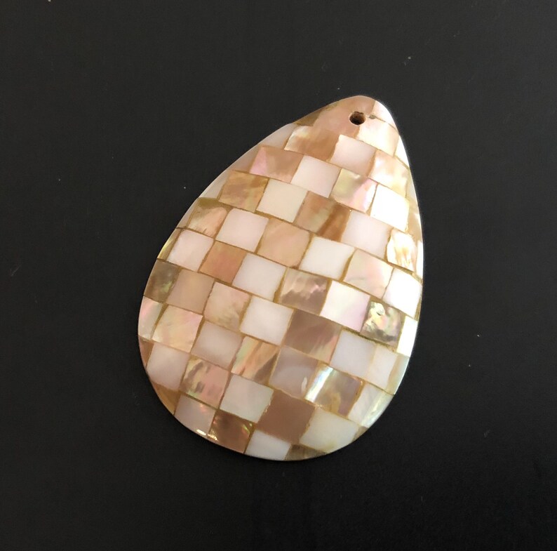 Inlaid shell pendant, mosaic shell pendant, teardrop mosaic pendant, mother of pearl and brownlip shell image 2