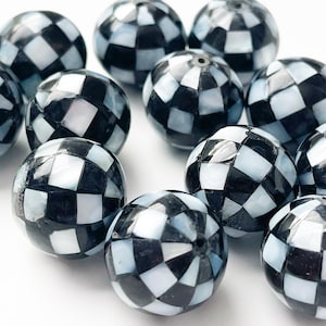 Black and White Shell Mosaic 20mm round mother of pearl checkerboard~2pc