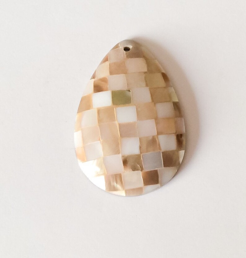 Inlaid shell pendant, mosaic shell pendant, teardrop mosaic pendant, mother of pearl and brownlip shell image 4