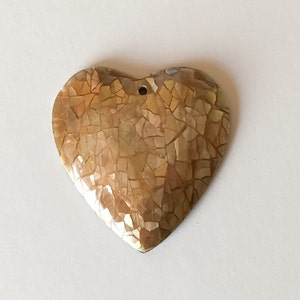 Crackled Brownlip Shell Heart Pendant: Inlaid Abalone (38x38mm)