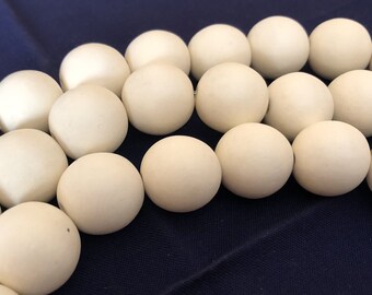 20mm Round Dica Wood Beads, White Wood Beads, Large Hole Beads 16" strand