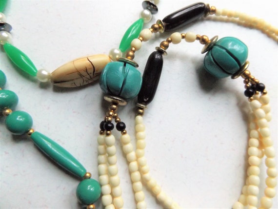 Versatile Vintage Necklace Set from the 1980s ~ T… - image 10