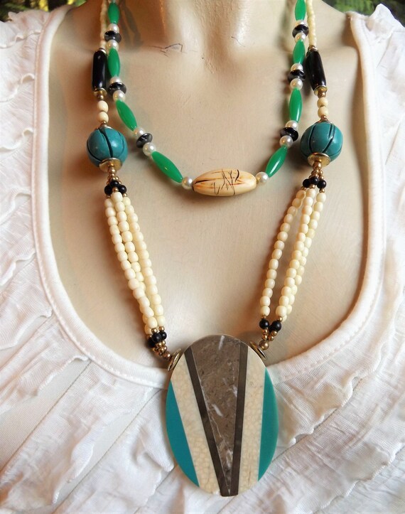 Versatile Vintage Necklace Set from the 1980s ~ T… - image 7