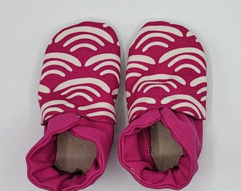 BABY size 1 & 2 combined size soft shoes. 0-6+ months. Soft soled slippers. Vegan shoes. Ready to ship. Hot pink Rainbow arches