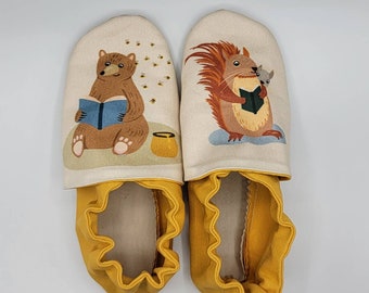 Custom classroom shoes, soft soled slippers, made to order slippers. Montessori or Waldorf shoes. Made to order. Animals reading
