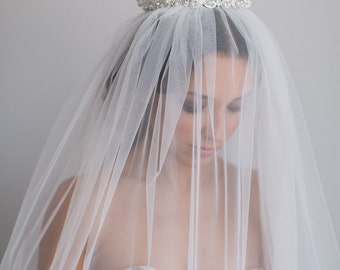 Veil Cathedral, Wedding Veil, Bridal Headband, Cathedral Bridal Veil, Unique Veil, Veil made in Canada, Minimalistic Veil, Long Veil.