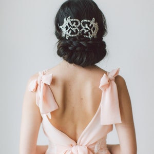 Bridal Headpiece, Wedding Headband, Bridal Headband, Wedding Accessories, Bridal Headpiece Canada, Veil made in Canada, Bridal Accessories.