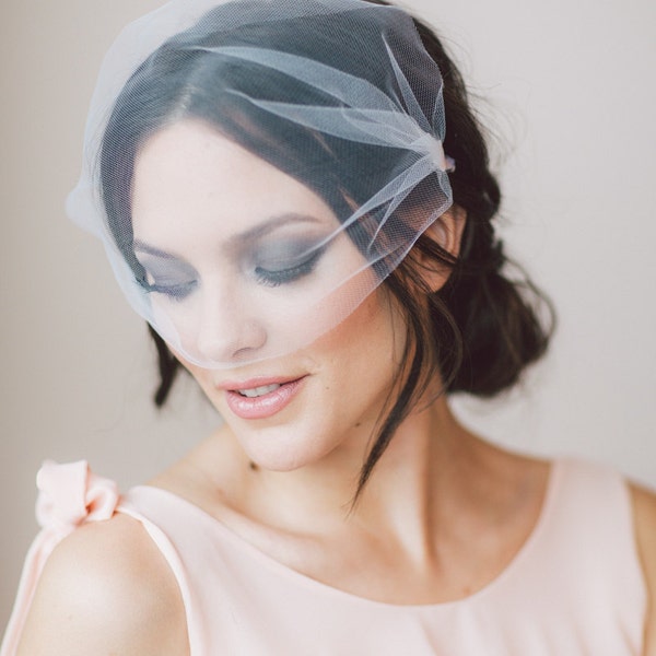 Bridal Blusher, Wedding Headband, Bridal Headband, Wedding Accessories, Bridal Headpiece, Bridal Veil, Short Veil, Veil Blusher, Veil Canada