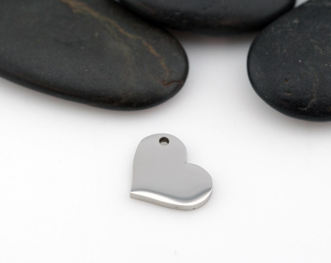 SILVER - Heart - 3/4" (0.75") | Engravable Charm | Hand Stamping Blanks | 316L Stainless Steel | SILVER-Toned | 5 PIECES