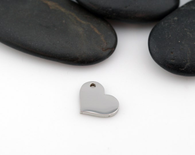 SILVER - Heart - 5/8" (0.625") | Engravable Charm | Hand Stamping Blanks | 316L Stainless Steel | SILVER-Toned | 5 PIECES