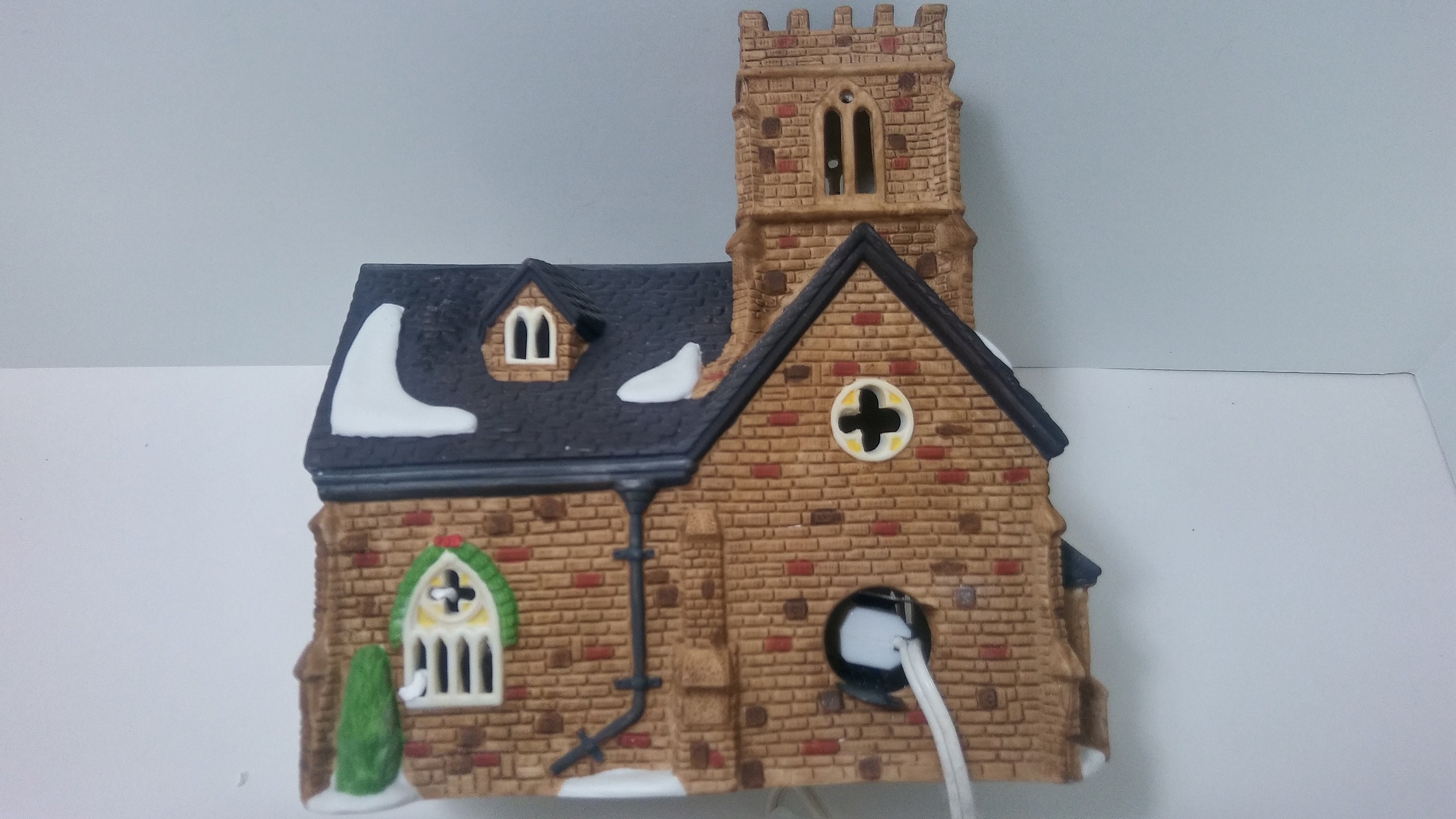 Christmas Village Dept 56 1989 Lighted Knotting Hill Church 55824