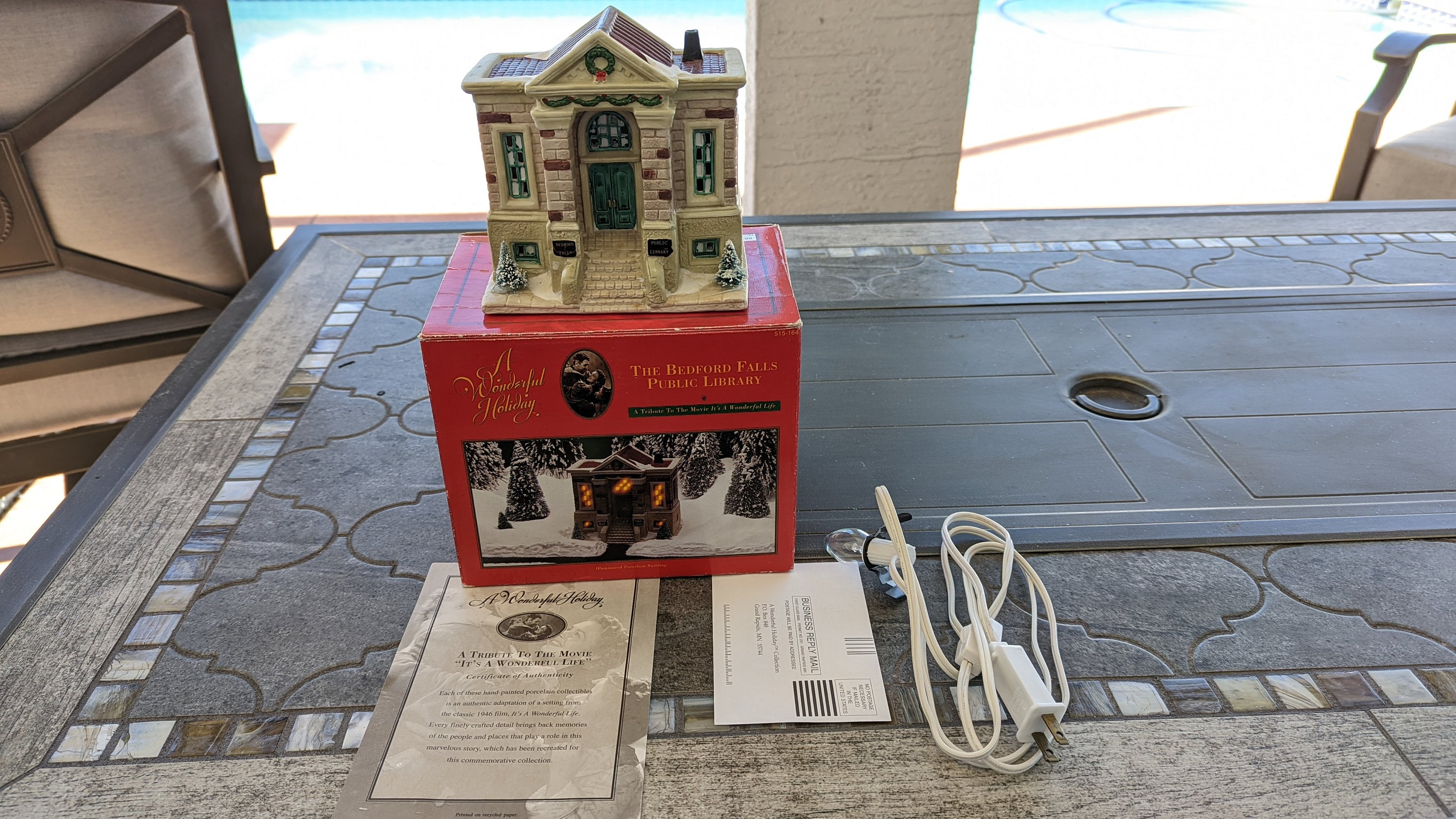 IT'S a Wonderful Life Christmas Village Bedford Falls Public