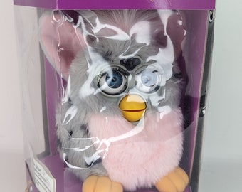 Furby Electronic Talking Moving 1998 Works new and removed to test