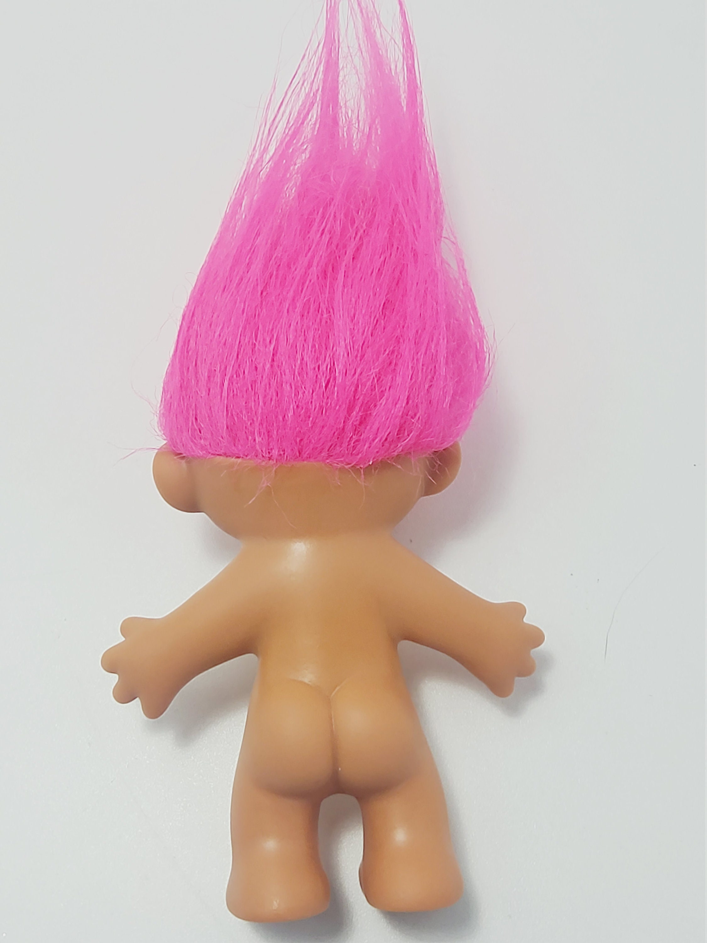 Pinky doll naked