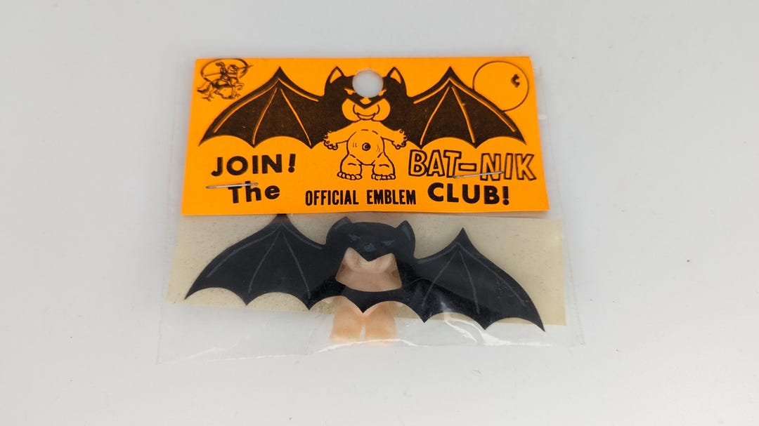 Vintage BAT NIK CLUB 1