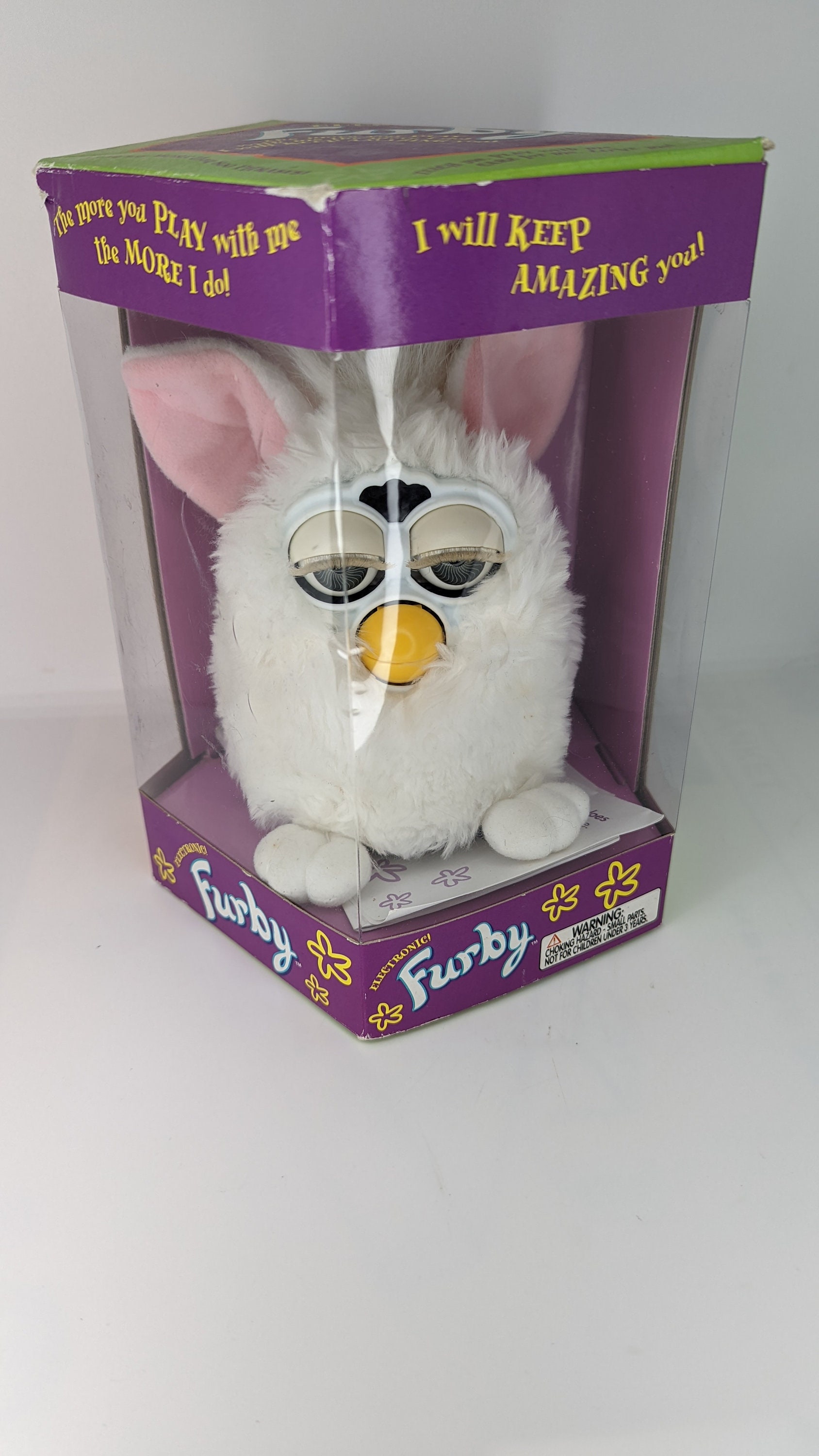 Furby White Electronic Talking Moving 1998 Works New and Removed