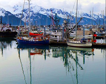 Stampa del porto di Seward, Alaska, fotografia di paesaggi marini con barche da pesca