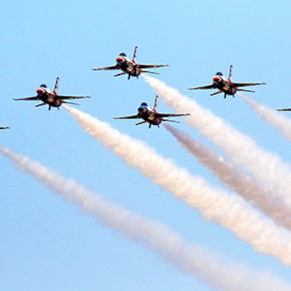 Air Force Thunderbirds, Photography prints, Metal prints, Cleveland Airshow, Flying Machines Aircraft Decor