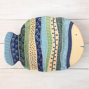Ceramic dish, Ceramic plate, Decorative plate, Wall decor, Fish, Made to order