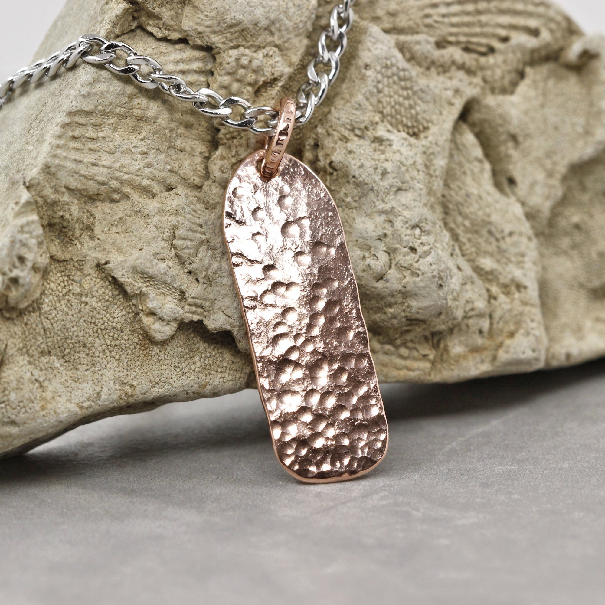 Hammered copper pendant necklace deals
