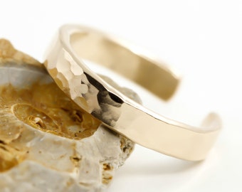 Hammered Adjustable Toe Ring: 14K Gold Filled or Sterling Silver