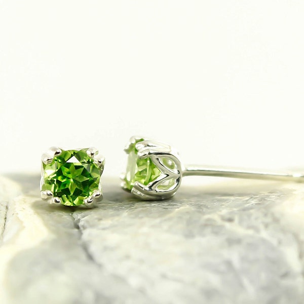 Tulip Studs, Genuine Natural Peridot 4mm  or 5mm Stud Earrings in 925 Sterling Silver Studs, Natural Gemstone earrings, August Birthstone