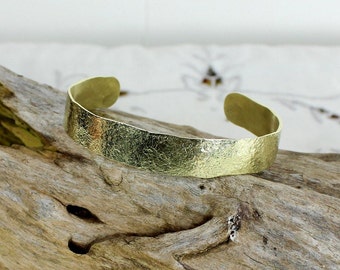 Brazalete de latón martillado: latón macizo texturizado ajustable