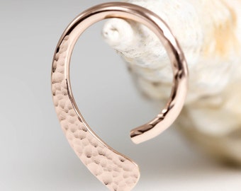 Cartilage Earring, Cartilage hoop, Helix Earring,Helix piercing,Asymmetrical Ring, Hammered, Sterling Silver,Rose or Yellow Gold,Tribal hoop