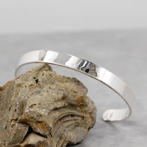 Bracelet empilable en argent, jonc en argent, martelé, argent sterling 925 massif, texturé, manchette en argent, jonc en argent, hautement poli