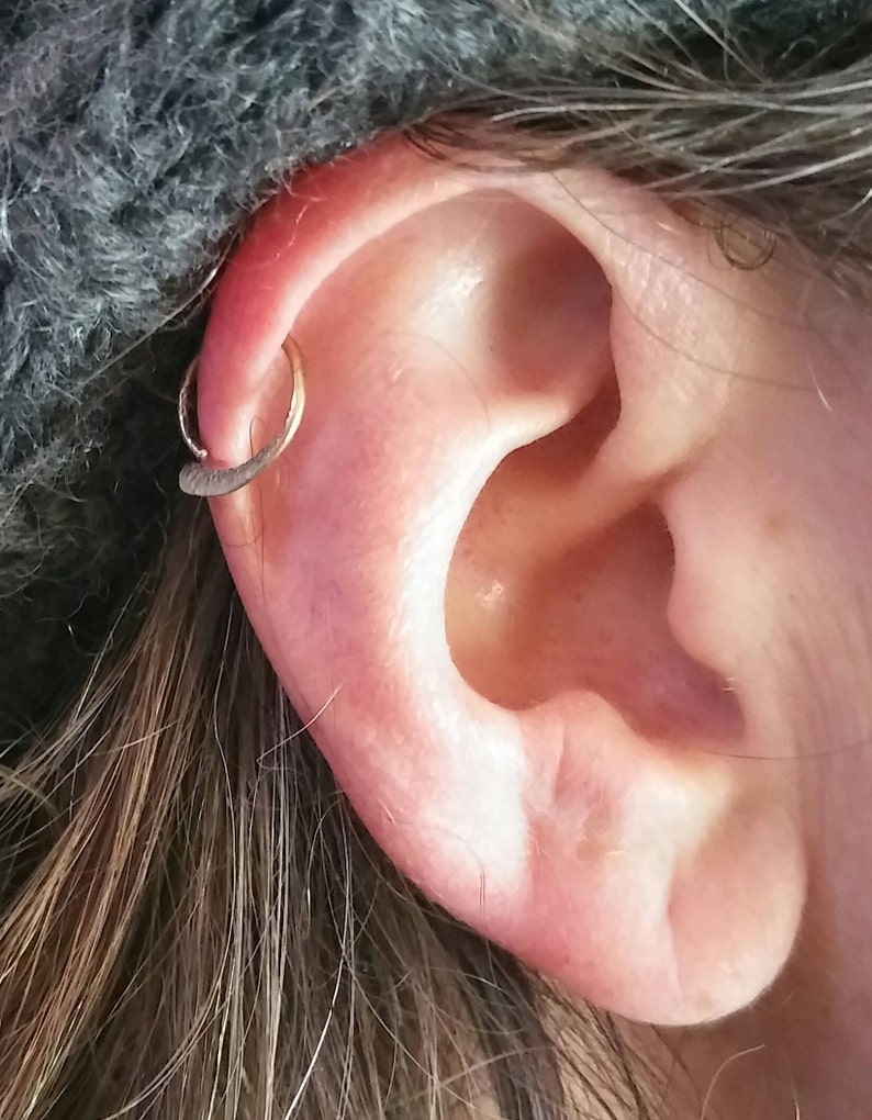 Smooth Hammered Silver,Rose or Yellow Gold,Tribal hoop Cartilage Earring Cartilage hoop Helix Earring,Helix piercing,Asymmetrical