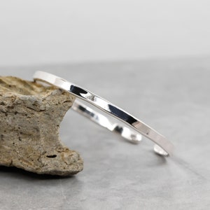 Bracelet empilable en argent, jonc en argent, martelé, argent sterling 925 massif, texturé, manchette en argent, jonc en argent, poli ou oxydé
