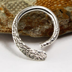 Cartilage Earring, Asymmetrical Cartilage hoop,Helix Earring,Helix piercing,Scale Patterned,Hammered, Silver,Rose or Yellow Gold,Tribal hoop